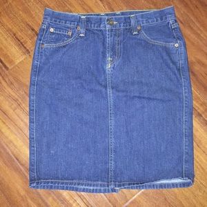 Lucky Brand Denim Jean Skirt size 6 or 28.